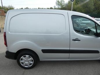 Peugeot Partner BlueHDi 854 SE