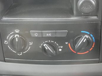 Peugeot Partner BlueHDi 854 SE