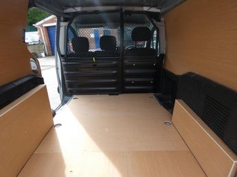 Peugeot Partner BlueHDi 854 SE