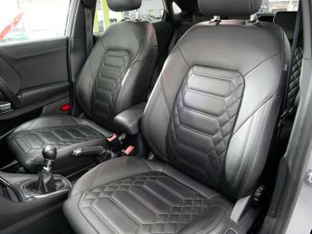 Ford Puma T EcoBoost MHEV ST-Line Vignale