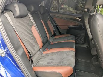 Volkswagen ID.4 Pro Performance Life