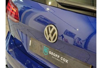 Volkswagen Golf TSI R