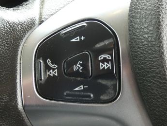 Ford Transit Courier TDCi Base