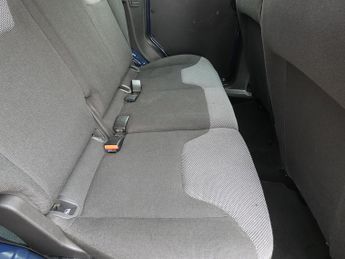 Ford Transit Courier TDCi Base