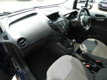 Ford Transit Courier TDCi Base