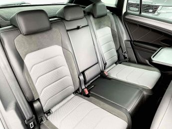 Volkswagen Tiguan TDI BlueMotion Tech R-Line