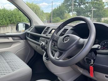 Volkswagen Transporter T6 T30 102 SWB