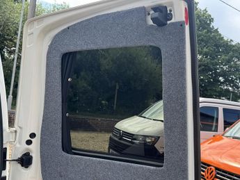 Volkswagen Transporter T6 T30 102 SWB
