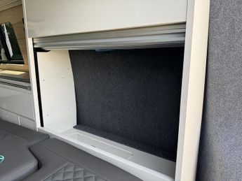 Volkswagen Transporter T6 T30 102 SWB