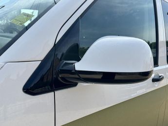 Volkswagen Transporter T6 T30 102 SWB