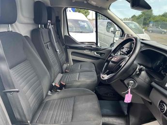 Ford Transit Custom 1.0 340 EcoBoost 13.6kWh Limited Panel Van 5dr Petrol Plug-in Hy