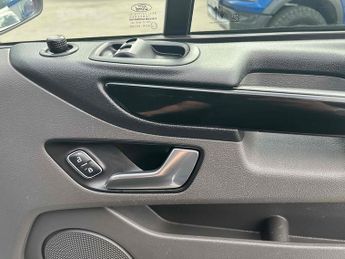 Ford Transit Custom 1.0 340 EcoBoost 13.6kWh Limited Panel Van 5dr Petrol Plug-in Hy