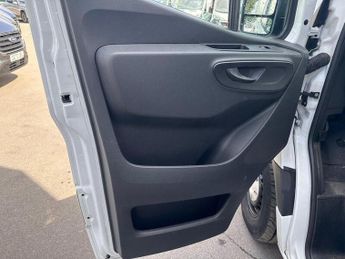 Mercedes-Benz eSprinter 55kWh Progressive Panel Van 5dr Electric Auto FWD L2 H2 20kW Cha