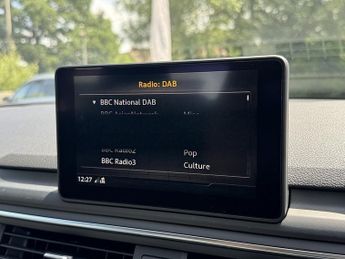 Audi A4 TFSI S line Quattro