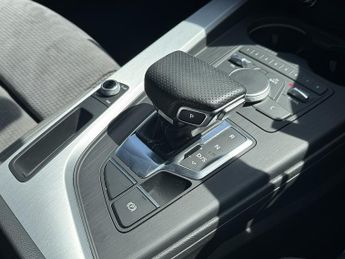 Audi A4 TFSI S line Quattro
