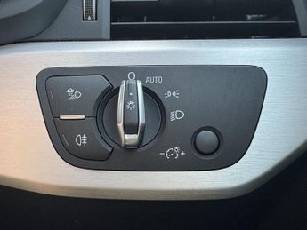 Audi A4 TFSI S line Quattro