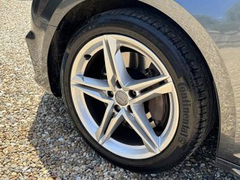 Audi A4 TFSI S line Quattro