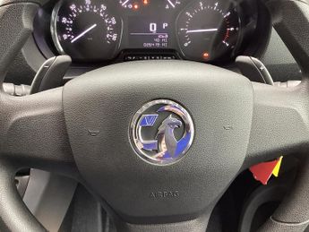 Vauxhall Vivaro Turbo D 3100 Dynamic LWB L/R A/C Euro 6 **NO VAT**