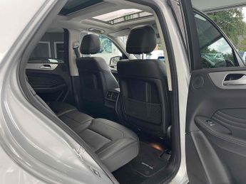 Mercedes-Benz GLE GLE350d V6 AMG Line