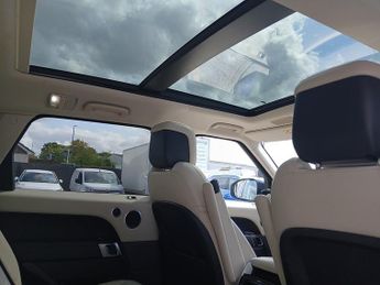 Land Rover Range Rover Sport P400 MHEV HSE Dynamic