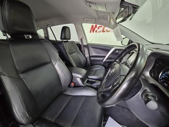 Toyota RAV4 VVT-h Excel