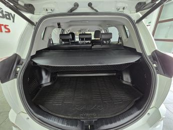 Toyota RAV4 VVT-h Excel