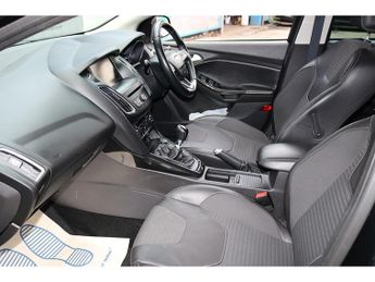 Ford Focus T EcoBoost Titanium X