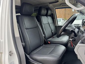 Volkswagen Transporter T6.1 T32 150 4 Motion LWB