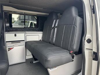 Volkswagen Transporter T6.1 T32 150 4 Motion LWB