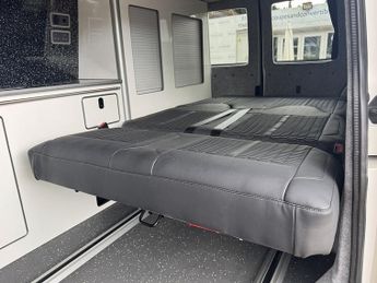 Volkswagen Transporter T6.1 T32 150 4 Motion LWB