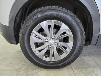 Peugeot E-2008 Active Premium