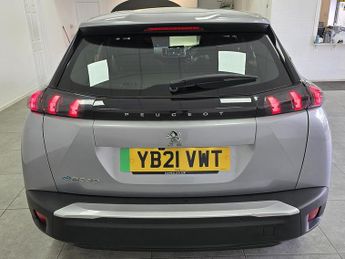 Peugeot E-2008 Active Premium