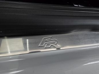 SEAT Leon TDI FR Titanium