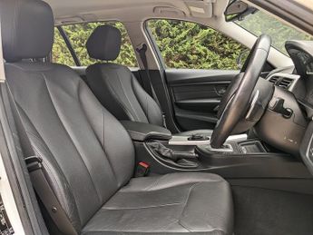 BMW 3 Series 330d SE