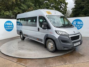 Peugeot Boxer BlueHDi 440 17 Seater Lite