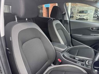 Hyundai KONA 1.6 h-GDi Premium SUV 5dr Petrol Hybrid DCT Euro 6 (s/s) (141 ps