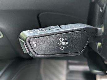Audi TTS TFSI Black Edition