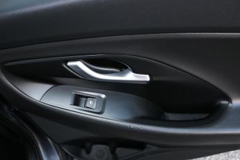 Hyundai i30 CRDi Blue Drive SE