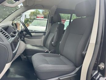 Volkswagen Transporter T32 Kombi DSG SWB Highline