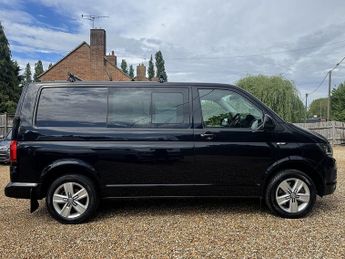 Volkswagen Transporter T32 Kombi DSG SWB Highline