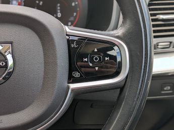 Volvo XC90 T5 Momentum