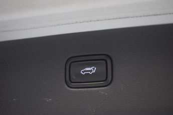 Hyundai TUCSON 2.0 CRDi MHEV Premium SE SUV 5dr Diesel Hybrid Auto 4WD Euro 6 (