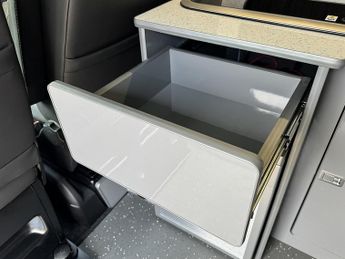 Volkswagen Transporter T6.1 T28 110 SWB