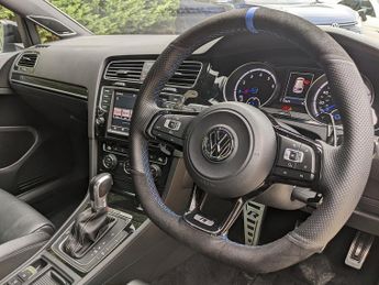 Volkswagen Golf TSI BlueMotion Tech R