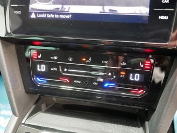 Volkswagen Passat TSI EVO SE