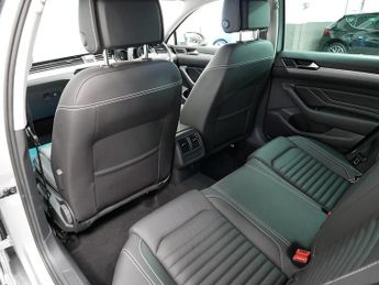 Volkswagen Passat TSI EVO SE