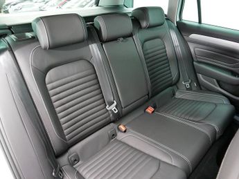 Volkswagen Passat TSI EVO SE