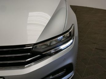 Volkswagen Passat TSI EVO SE