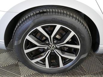 Volkswagen Passat TSI EVO SE