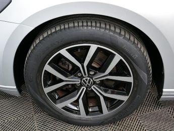 Volkswagen Passat TSI EVO SE